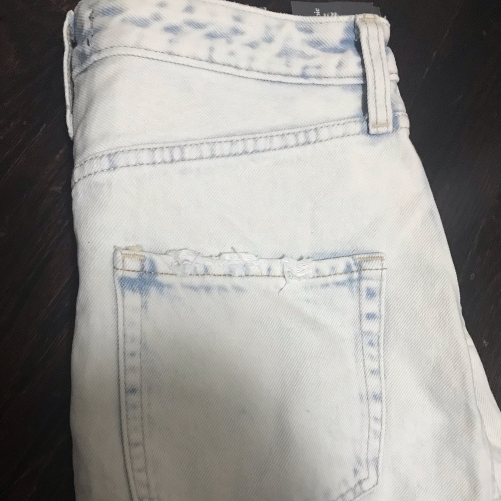 BNWT Abercrombie & Fitch Zoe Denim Skirt Size 27 - Picture 3 of 4